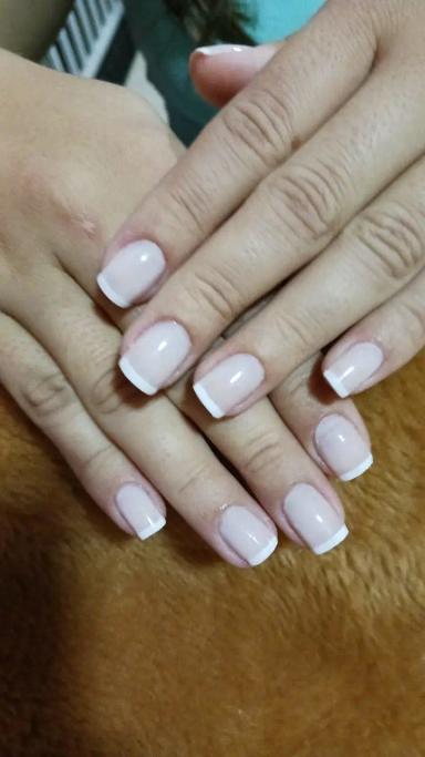 Rayanne Brandão - Manicure