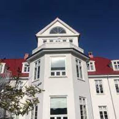 Íris nuddari Lífsgæðasetri st.jó