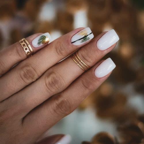 LIANA CVIRKO | NAIL STUDIO & ACADEMY