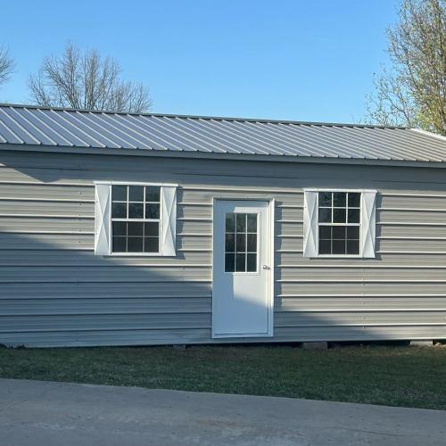 PresleeGrace Boutique & Tanning