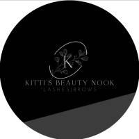 Kitti’s beauty nook