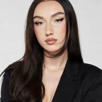 Emilia Czerniec Nails