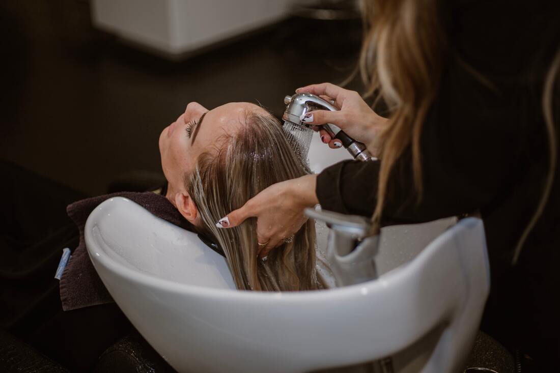 How to create more regulars for your salon