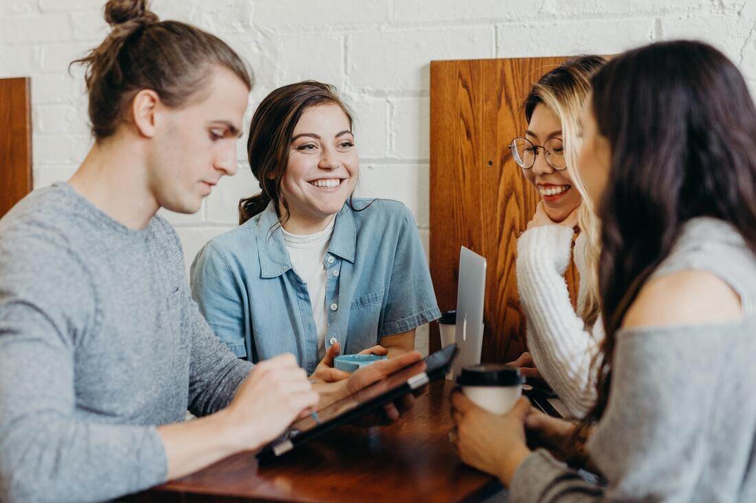 Make running your salon easier with the AOR framework